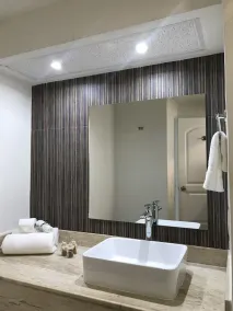 Beachfront Ocean View-boutique apartment •Gym •Spa - Image 3