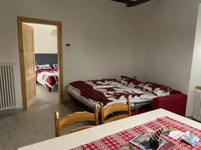 Apartamento vacacional \"Casa de Ada\" con vistas a la montaña y Wi-Fi - Image 5