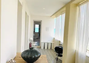 Very bright beachfront apartment - Image 2