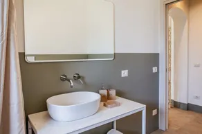 'Casale Lorenzo - Room 3' with private veranda, shared garden and air conditioning - Image 5