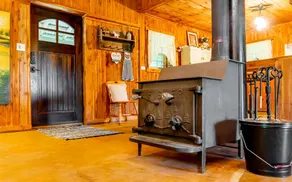 Cozy Bourbon Country Cabin with HOT TUB and Fire Pit on Brashears Creek - Image 2