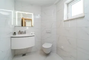 Villa KING with private pool with hydromassage, 4 bedrooms, 3km from sea and town Omiš - Image 3