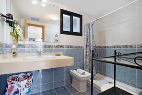 Maison de vacances \"La Casa Blanca\" avec vue sur les montagnes, piscine partagée et Wi-Fi - Image 3