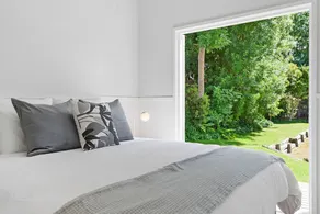 Cape Cod Inspired Classic dwelling, this picturesque home (sleeps 9) - Image 3
