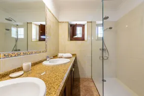 Preciosa villa \"Can Cosmi\" con Wi-Fi, piscina, terrazas, jardín y balcón - Image 5