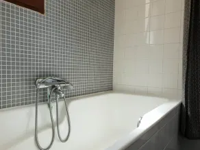 Vingårdsophold med pool - Image 4