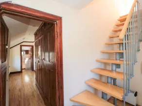 HESELWOOD, pet friendly, character holiday cottage in Lyme Regis - Image 3