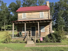 The Natchez - quiet front porch & rockers. - Image 5