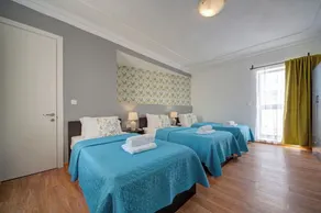 Magnificent Seafront 2-bedroom Sliema penthouse - Image 2