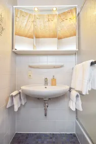 acolhedor apartamento para 1-4 pessoas com 2 quartos (apartamento 1) - Image 2