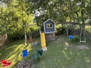 4bd 3ba Family Friendly Home PLUS all the amenities! - Image 2