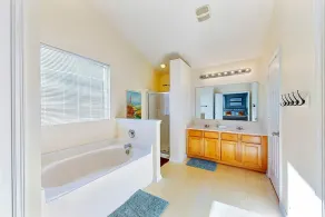 Large Beautifully decorated Cozy Family Home - Pet Friendly - Near Charlotte - Image 3