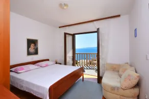 One bedroom apartment with terrace and sea view Pisak (Omiš) (A-7521-c) - Image 3