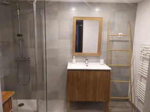 huset Pre Touchstone - Image 2
