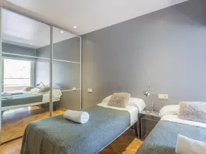 Appartement exclusif avec 4 chambres et 8 personnes - La Bonanova avec terrasse - Image 3