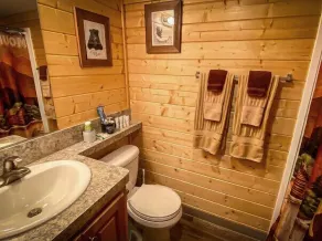 Rivers Edge A River Front cabin with Majestic Mountain View’s - Image 3