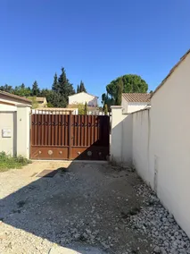 VILLA TOUT CONFORT EN FAMILLE, quartier résidentiel très calme, piscine privée - Image 5