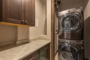 Pet Friendly Blackstone Luxury Condo - Pool and Gym in Canyons Village.  - Image 2