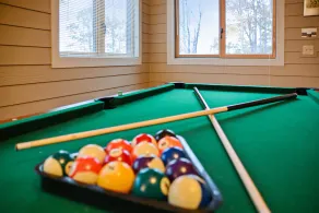 Close to everything!~GAME ROOM~FIRE PIT & HOT TUB~Dogs OK! Lake Access & Dock! - Image 5