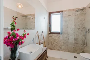 Villa \"Chiara\" with sea view, terrace, Wi-Fi, and air conditioning - Image 3