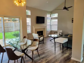 Intimate Bright Mid Century Modern w/ High Ceilings in HEART of Dallas,  - Image 2