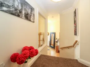 5 Ladstock Hall - Image 2