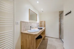 Farmhouse i midten af ​​Provence - Image 4