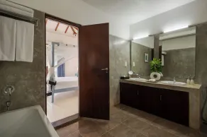 Ranna Beach House - Image 2