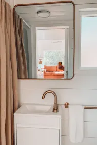 Boutique Tiny house Yosemite National Park & Bass lake w/ outdoor clawfoot tub - Image 3