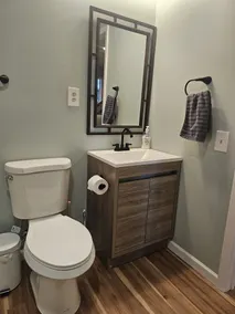 The Wee Nook, just 3 miles from Carver Landing! - Image 4