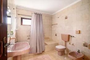 Villa 'Luísa Galé' con piscina privata, Wi-Fi e aria condizionata - Image 4