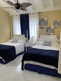 Townhouse with oceanview and private beach - Image 5
