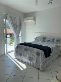 House with pool on the beachfront. Air conditioning and TV in all rooms. - Image 3