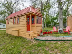 Redbud Falls Ranch Vacation Home, Horseback Riding - Image 2