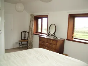 Remote Peaceful Cottage. Great for families. Panoramic Views & Skies. Fresh Air. - Image 3