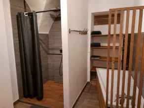 SPACIOUS APARTMENT**** BALCONY, TERRACE, GARDEN, PARKING + CHARGING STATION, AIR CONDITIONING - Image 2