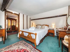Burwood Cottage - Image 4