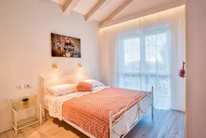 Apartment in Rovinj with Balcony, Air condition, WIFI, Dishwasher (4286-5) - Image 4