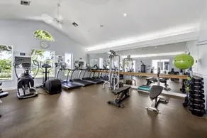 5 Miles to the beach, family home, saltwater pool, pickleball & tennis courts - Image 4