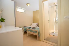 Villa Paula with 7 bedrooms, heated 36sqm private pool, Jacuzzi, Gym and sea views - Image 5