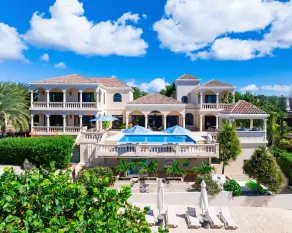 ON THE BEACH Luxury Villa & Beach House, Sleeps 20, Pools, Hot-tubs, Fire-pits… - Image 2