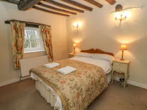 Beckside Cottage, KIRKBY LONSDALE - Image 5