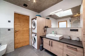 Appartement de vacances 'Chalet Riad 2' avec vue sur les montagnes et bain à remous extérieur - Image 4