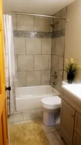 Whole house getaway! Relax- you’re close to everything! - Image 2