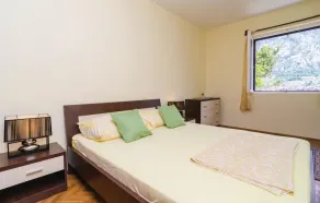 Casa con una camera da letto fronte mare a Kotor - Image 4
