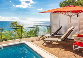 LES GALETS ROUGES LODGES & SPA - Image 4