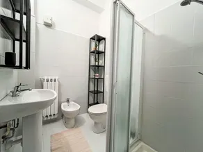 Dejlig lejlighed for 4 gæster med WIFI, pool, gårdhave, kæledyr tilladt og panorama udsigt - Image 2