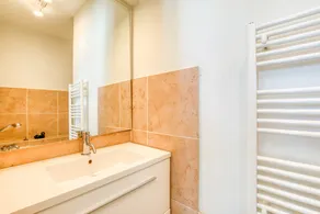 'Petite Maison Aigues Mortes' con vista mare, piscina in comune e Wi-Fi - Image 3