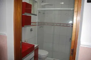 Cozy farmhouse in a gated community - Image 3