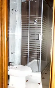 Homerez - Rymligt hus med trädgård i Abejar - Image 2